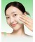 Успокаивающие тонер-пэды с экстрактом нони для сияния кожи The Real Noni Calming Glow Pad 50 шт "CELIMAX"