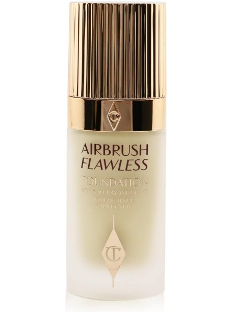 Тональная основа с матовым финишем Airbrush Flawless Foundation 3 Warm 30ml "Charlotte Tilbury"