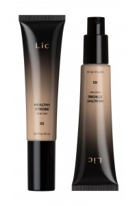 Тинт для кожи с эффектом сияния 35ml "LIC"