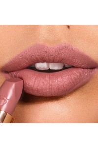 Матовая губная помада Matte Revolution Very Victoria Lipstick 3.5g, оттенок Very Victoria "Charlotte Tibury"