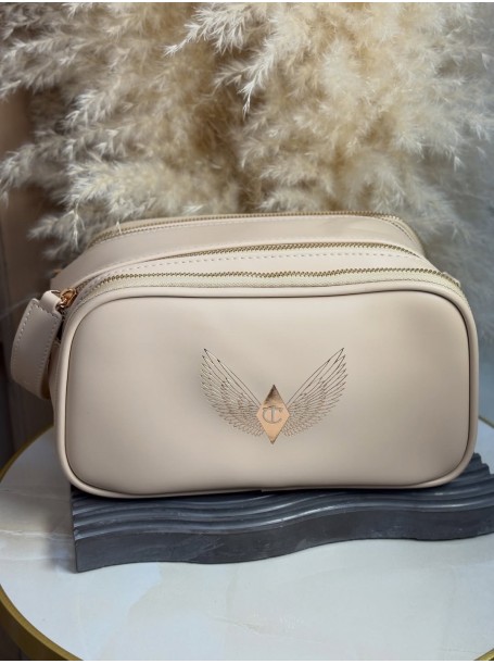 Бежевая косметичка 3 отсека "Charlotte Tilbury"