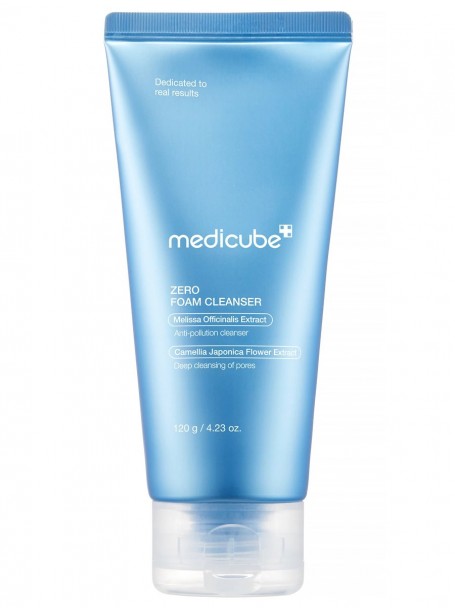 Глубокоочищающая пенка с экстрактом айвы и мелиссы для сужения пор Zero Foam Cleanser 120 гр "Medicube"